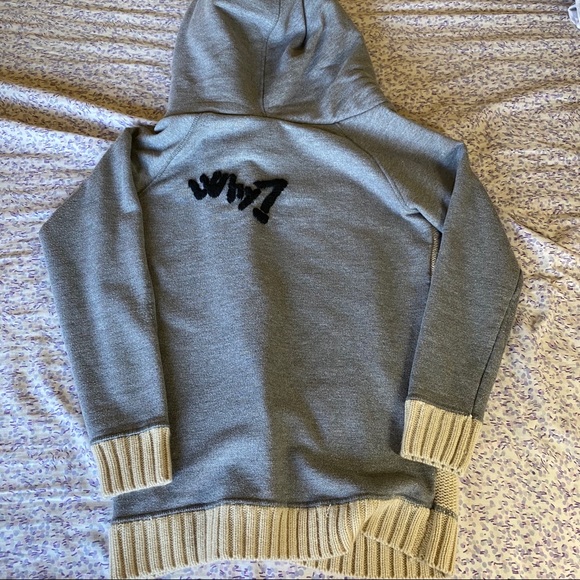 Super unique, comfy jacket - Picture 2 of 4